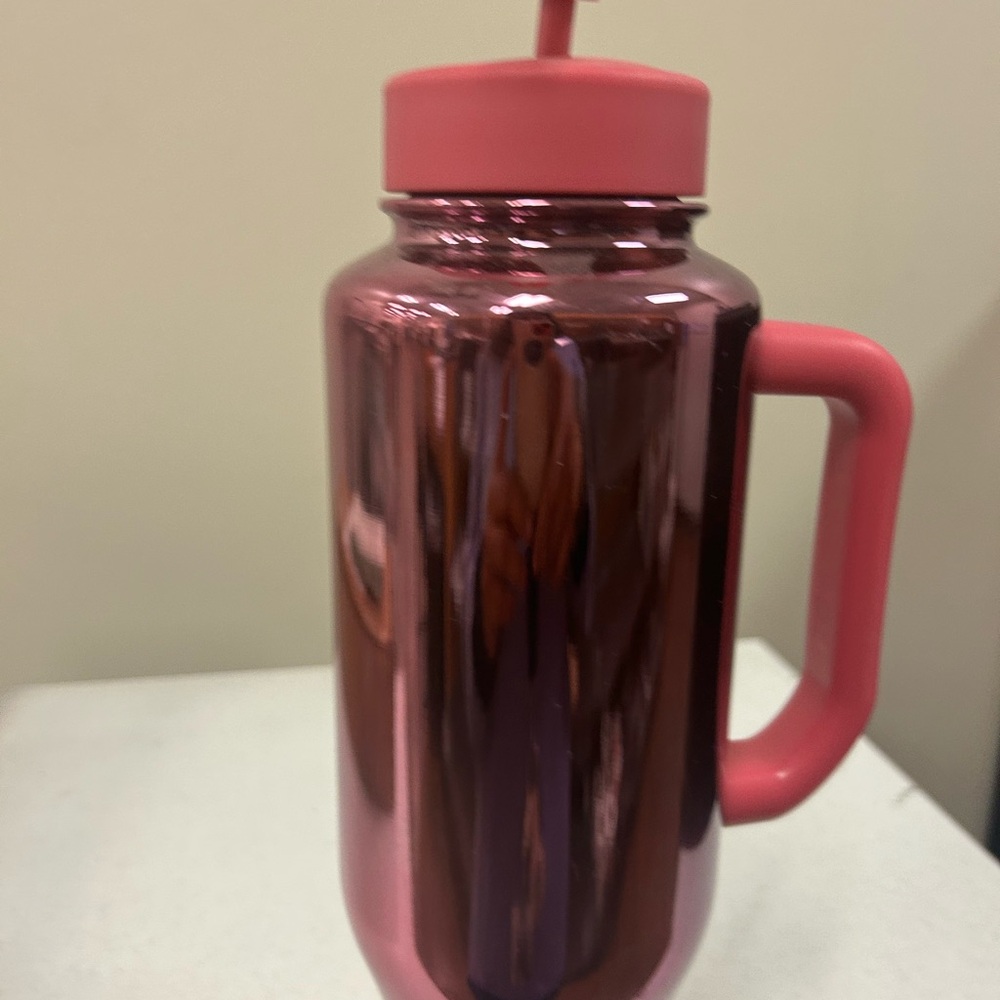 Coldest Limitless Bottle - Pink Reflections 46oz - Picture 2 of 7